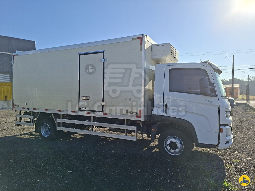 Caminhão VOLKSWAGEN VW 11180 Baú Frigorífico ANO 2022 de LG Caminhões no Paraná