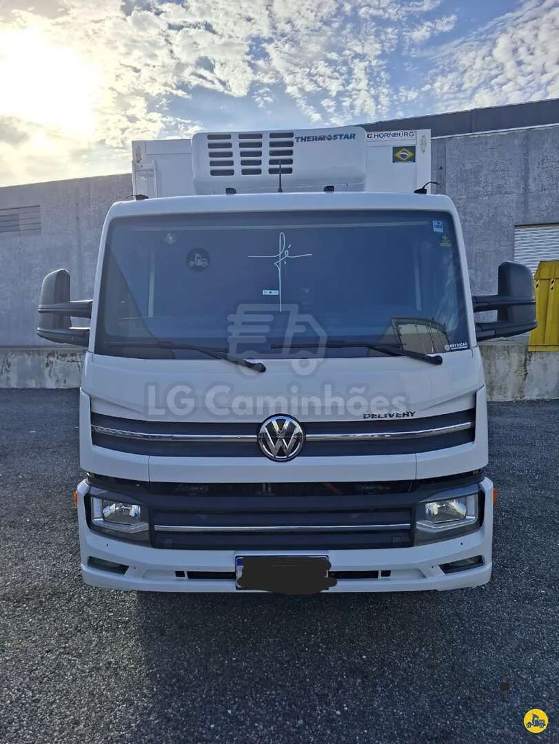 Caminhão VOLKSWAGEN VW 11180 Baú Refrigerado ANO 2020 de LG Caminhões no Paraná