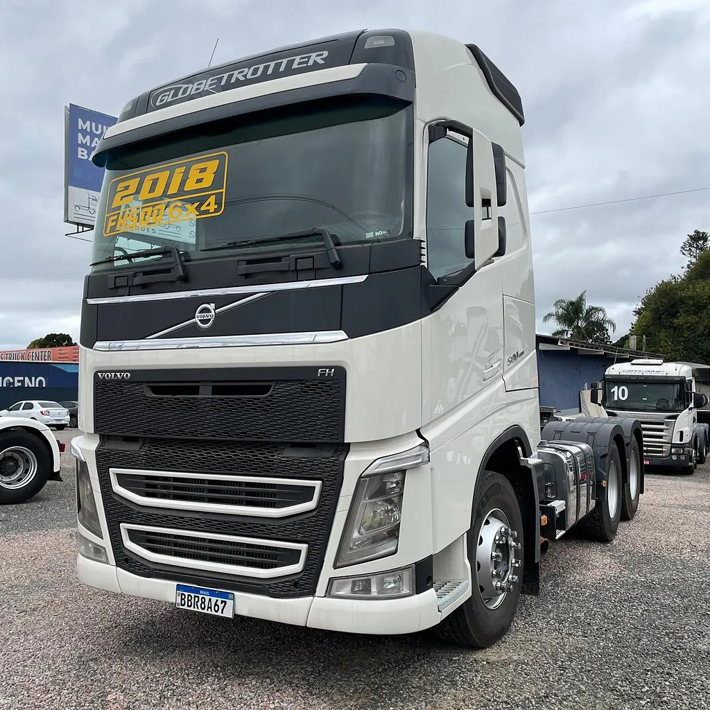 Caminhão VOLVO FH 500 Cavalo Mecânico ANO 2018 de A.D.P Caminhões no Paraná