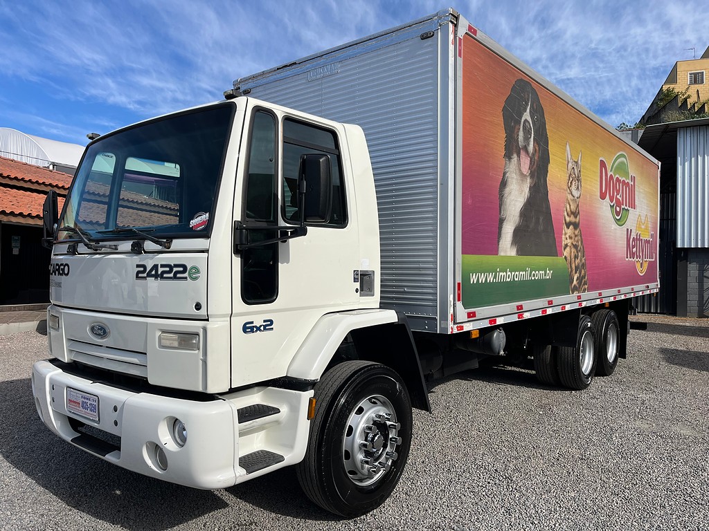 Caminhão FORD CARGO 2422 Baú Furgão ANO 2008 de Siqueira Caminhões em São Paulo