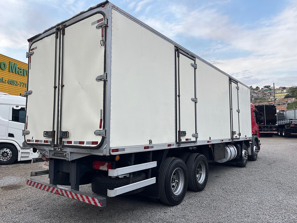 Caminhão SCANIA 310 Baú Furgão ANO 2014 de Siqueira Caminhões em São Paulo