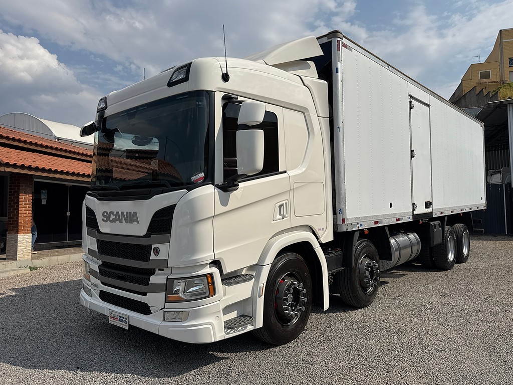 Caminhão SCANIA P360 Aves Vivas ANO 2021 de Siqueira Caminhões em São Paulo