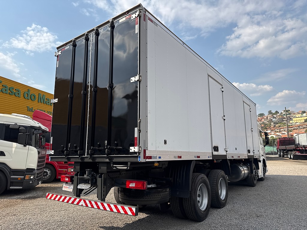 Caminhão SCANIA P360 Aves Vivas ANO 2021 de Siqueira Caminhões em São Paulo