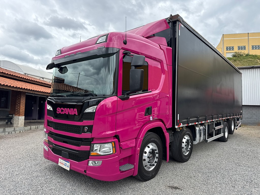 Caminhão SCANIA P360 Baú Sider ANO 2024 de Siqueira Caminhões em São Paulo
