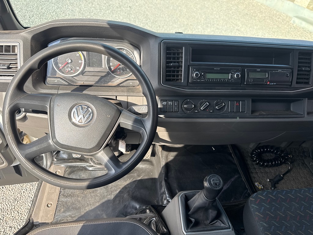 Caminhão VOLKSWAGEN VW 11180 Baú Furgão ANO 2022 de Siqueira Caminhões em São Paulo