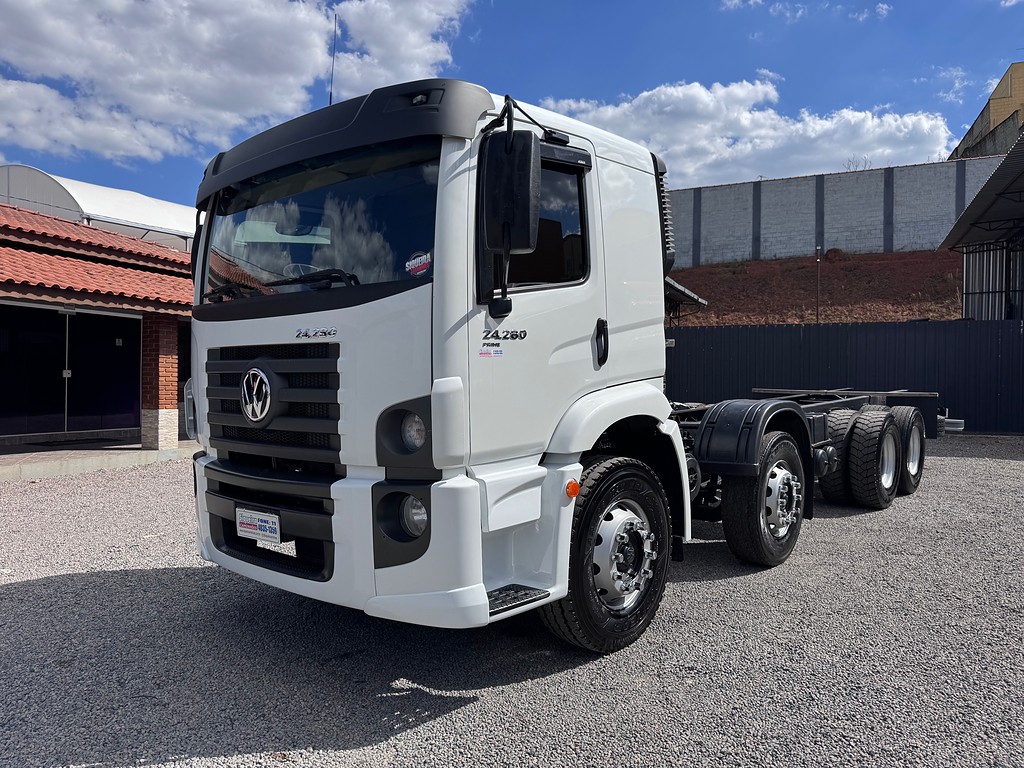 Caminhão VOLKSWAGEN VW 24280 Chassis ANO 2023 de Siqueira Caminhões em São Paulo