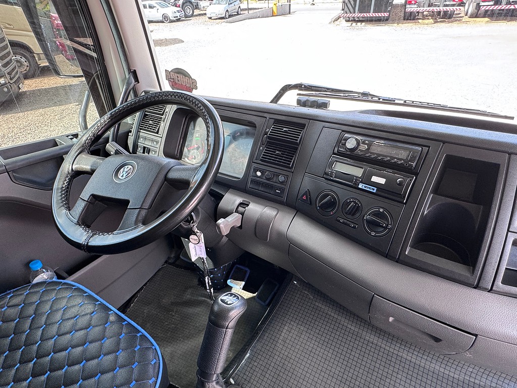 Caminhão VOLKSWAGEN VW 24280 Chassis ANO 2023 de Siqueira Caminhões em São Paulo