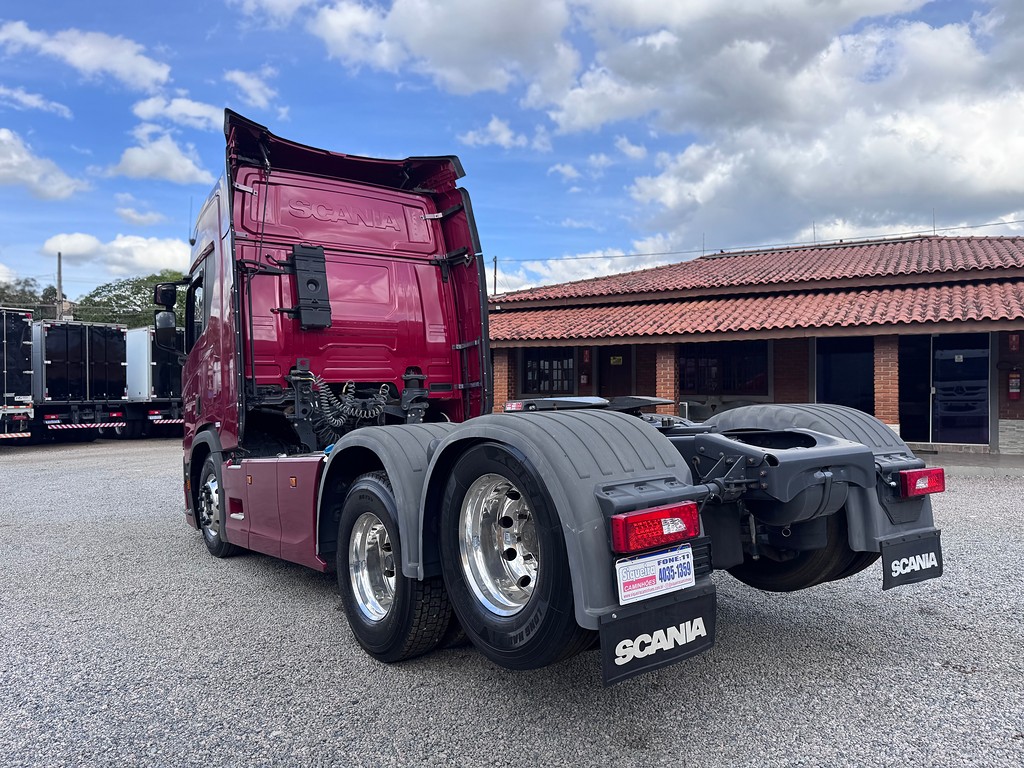 Caminhão SCANIA 450 Cavalo Mecânico ANO 2022 de Siqueira Caminhões em São Paulo