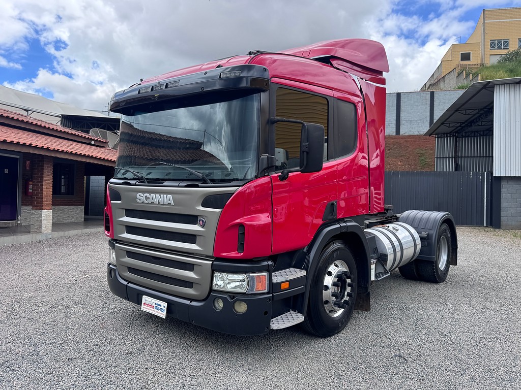 Caminhão SCANIA P340 Cavalo Mecânico ANO 2009 de Siqueira Caminhões em São Paulo