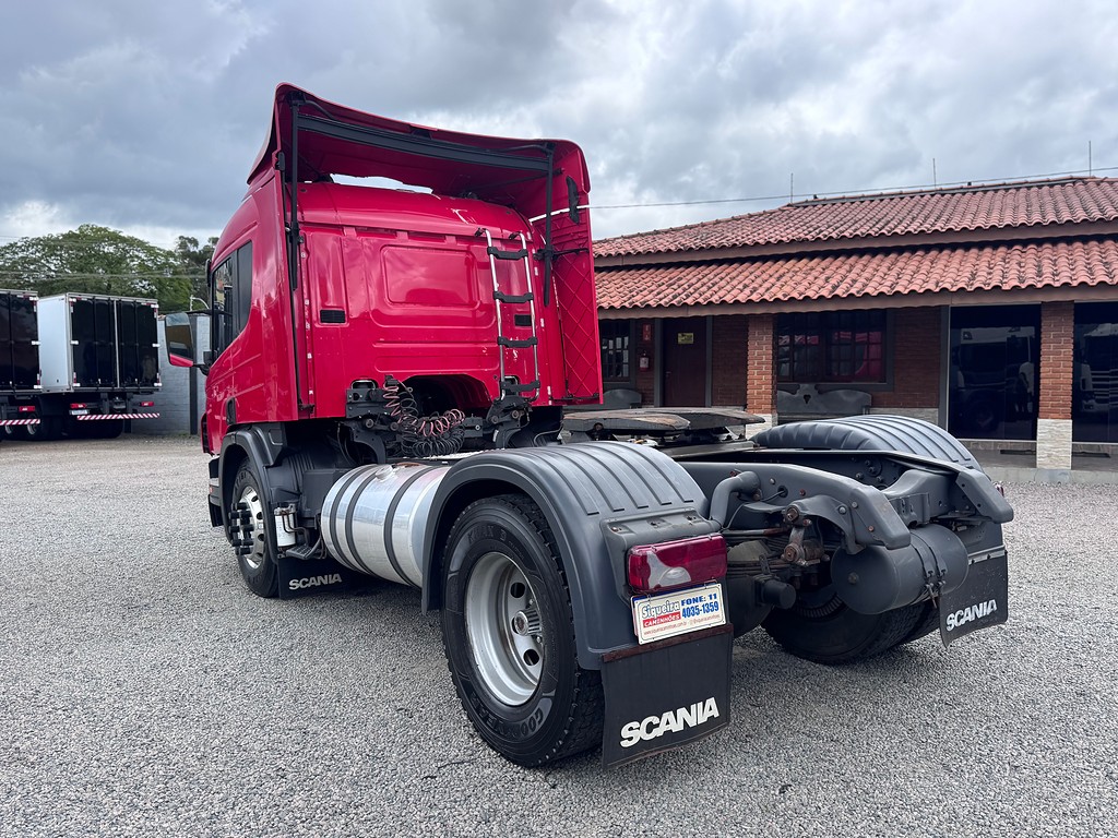 Caminhão SCANIA P340 Cavalo Mecânico ANO 2009 de Siqueira Caminhões em São Paulo