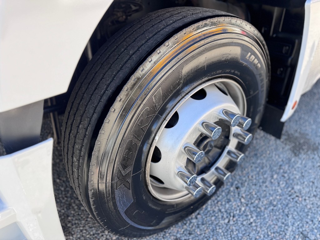 Caminhão MERCEDES BENZ MB 2544 Cavalo Mecânico ANO 2019 de Siqueira Caminhões em São Paulo