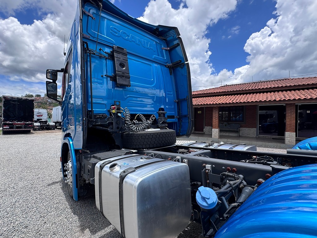 Caminhão SCANIA 450 Cavalo Mecânico ANO 2022 de Siqueira Caminhões em São Paulo