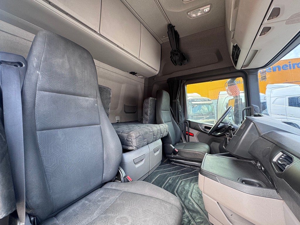 Caminhão SCANIA 450 Cavalo Mecânico ANO 2022 de Siqueira Caminhões em São Paulo