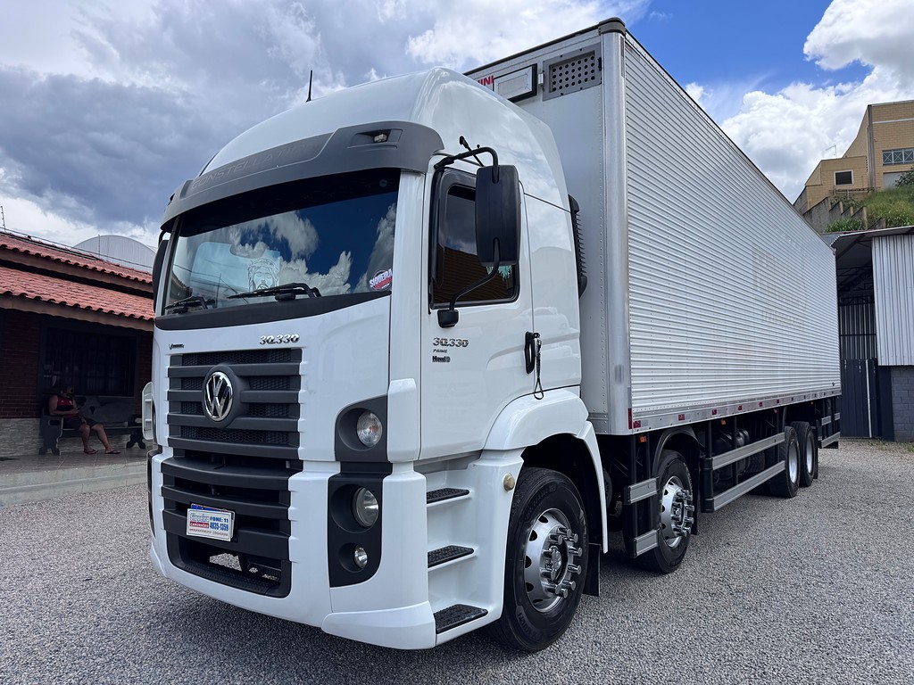 Caminhão VOLKSWAGEN VW 30330 Baú Furgão ANO 2022 de Siqueira Caminhões em São Paulo