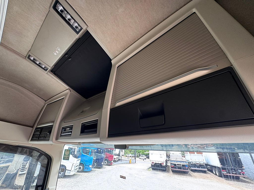 Caminhão VOLVO FH 540 Cavalo Mecânico ANO 2020 de Siqueira Caminhões em São Paulo