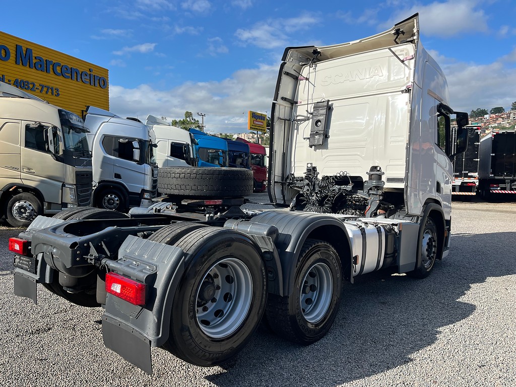 Caminhão SCANIA 450 Cavalo Mecânico ANO 2021 de Siqueira Caminhões em São Paulo