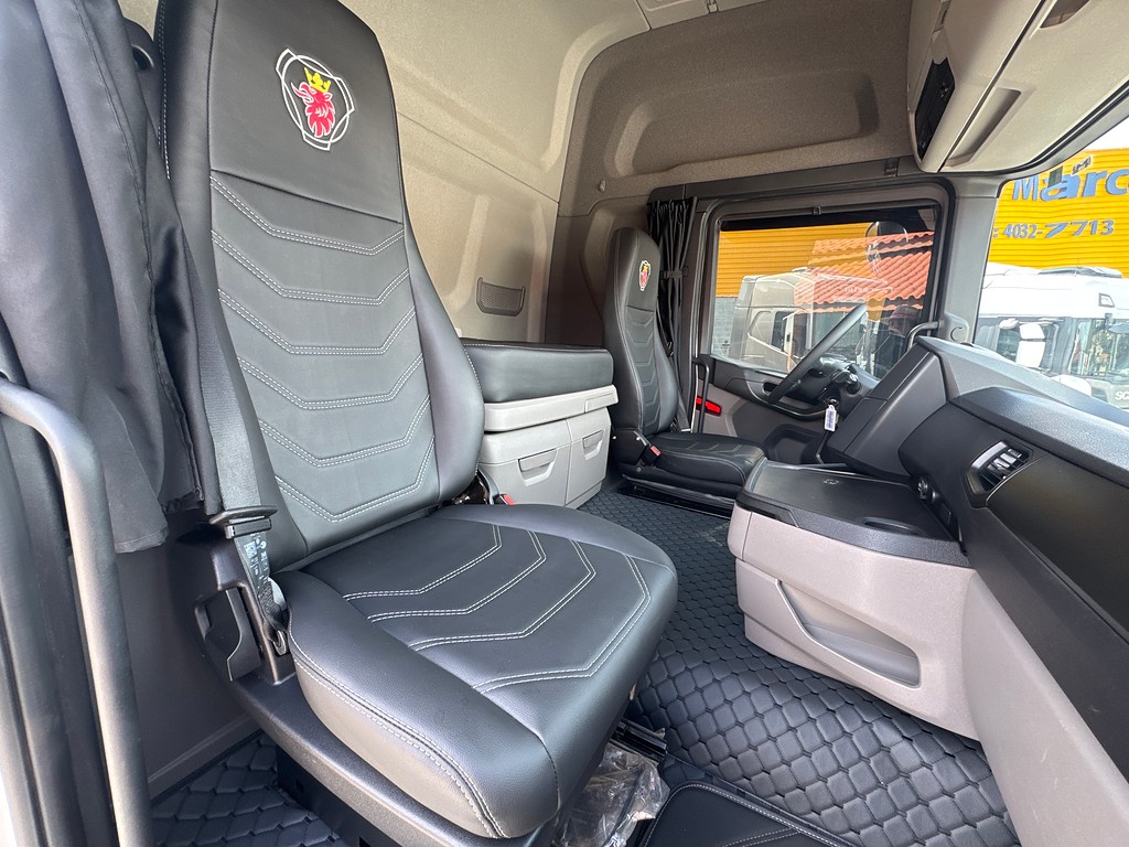 Caminhão SCANIA 450 Cavalo Mecânico ANO 2023 de Siqueira Caminhões em São Paulo