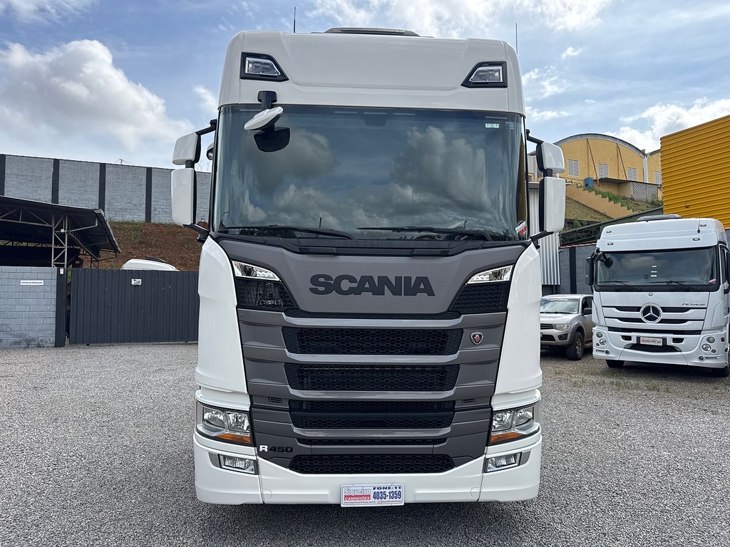 Caminhão SCANIA 450 Cavalo Mecânico ANO 2023 de Siqueira Caminhões em São Paulo