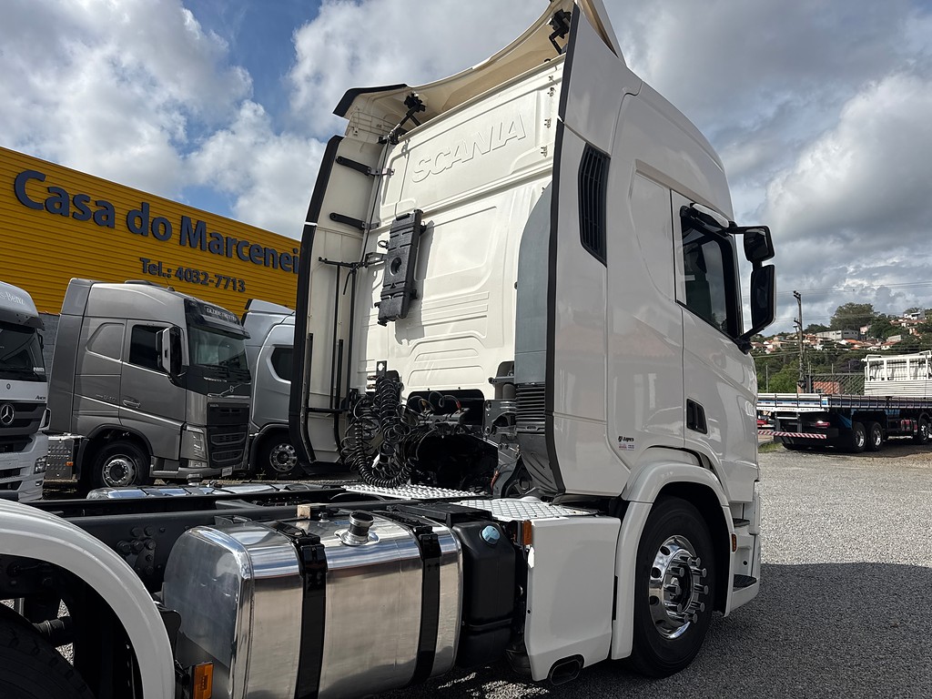 Caminhão SCANIA 450 Cavalo Mecânico ANO 2023 de Siqueira Caminhões em São Paulo