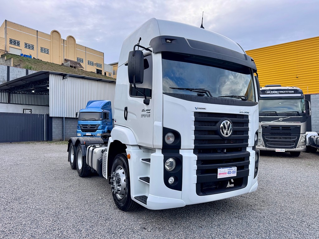 Caminhão VOLKSWAGEN VW 25360 Cavalo Mecânico ANO 2022 de Siqueira Caminhões em São Paulo