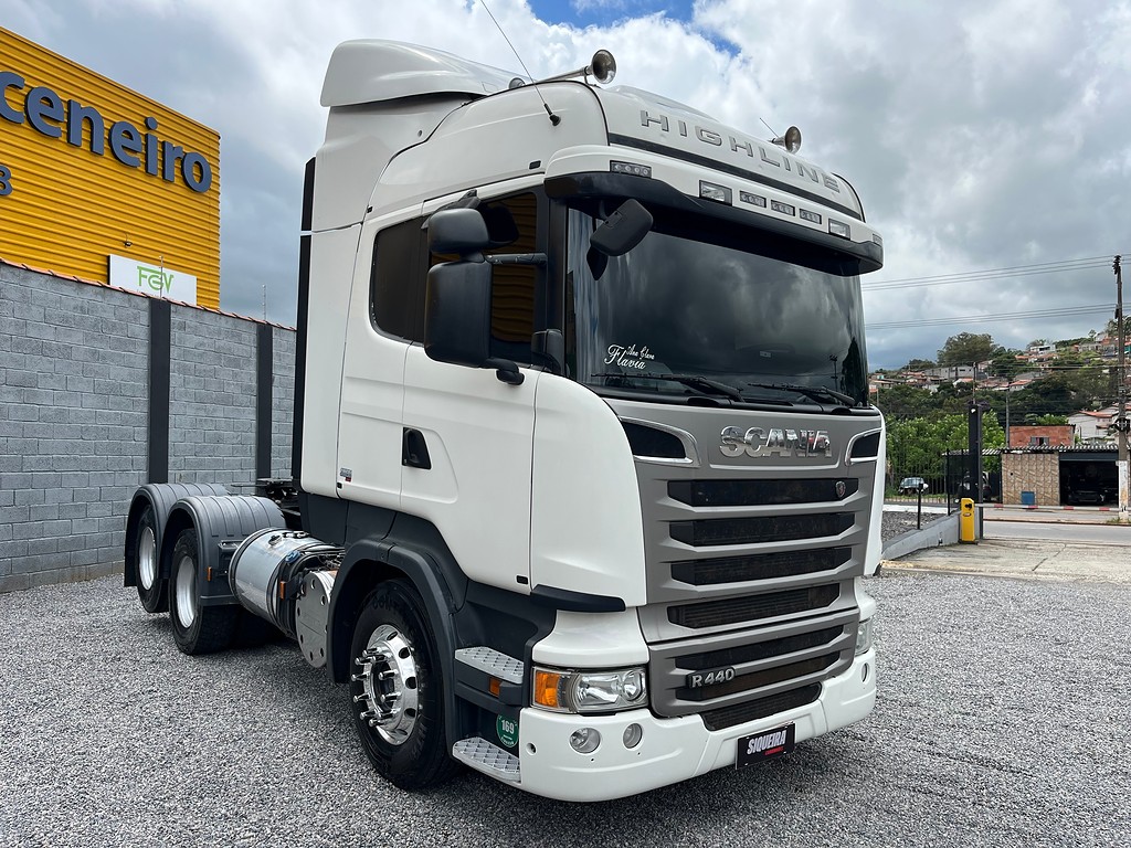 Caminhão SCANIA 440 Cavalo Mecânico ANO 2019 de Siqueira Caminhões em São Paulo