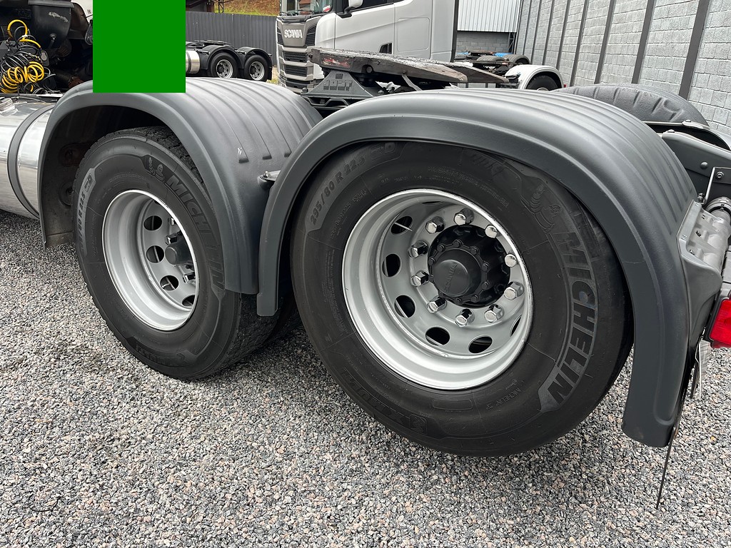 Scania R440 2014 6×2 de Siqueira Caminhões em São Paulo