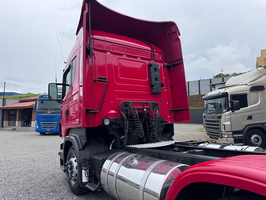 Caminhão SCANIA 440 Cavalo Mecânico ANO 2013 de Siqueira Caminhões em São Paulo