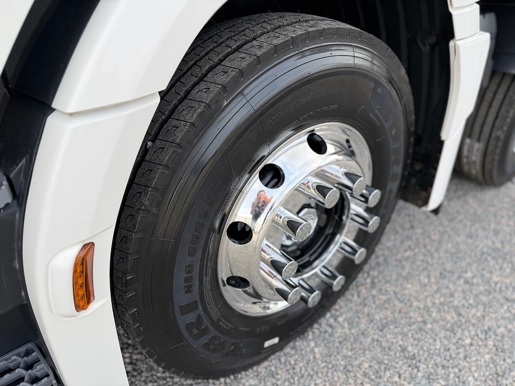 Caminhão SCANIA P320 Carga Seca ANO 2024 de Siqueira Caminhões em São Paulo