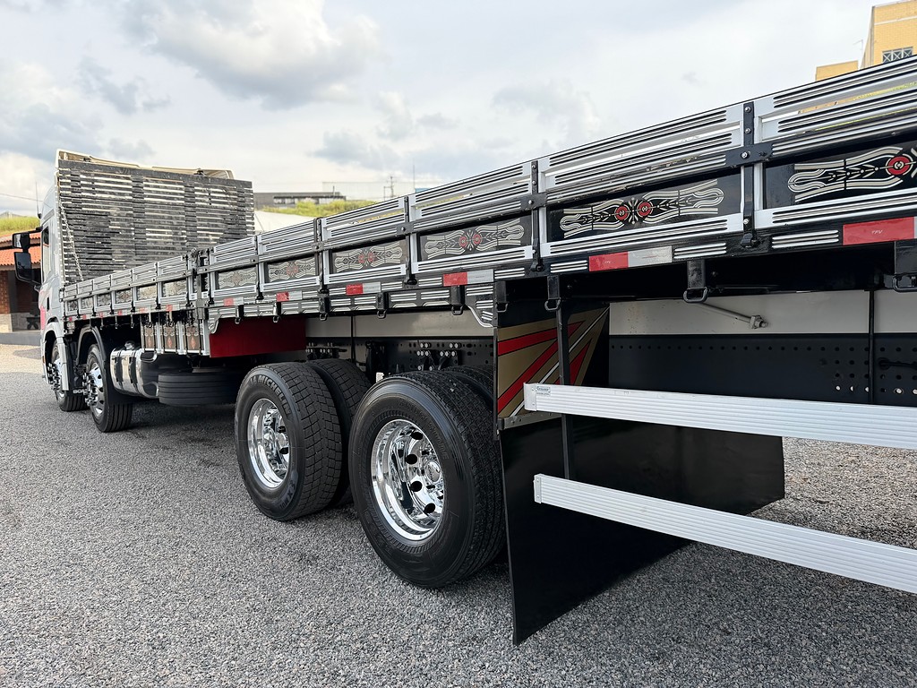 Caminhão SCANIA P320 Carga Seca ANO 2024 de Siqueira Caminhões em São Paulo