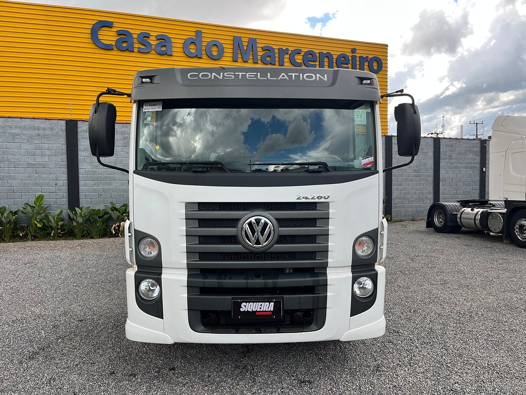 Caminhão VOLKSWAGEN VW 24280 Tanque&nbsp;Aço ANO 2022 de Siqueira Caminhões em São Paulo