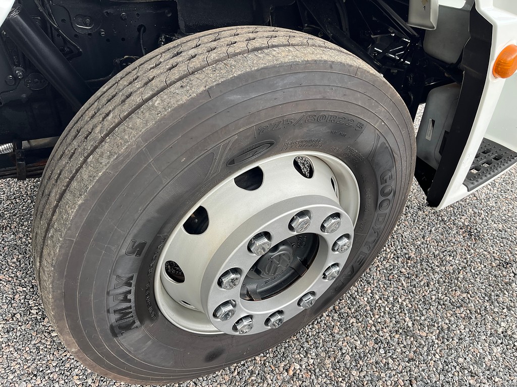 Caminhão VOLKSWAGEN VW 24280 Tanque&nbsp;Aço ANO 2022 de Siqueira Caminhões em São Paulo