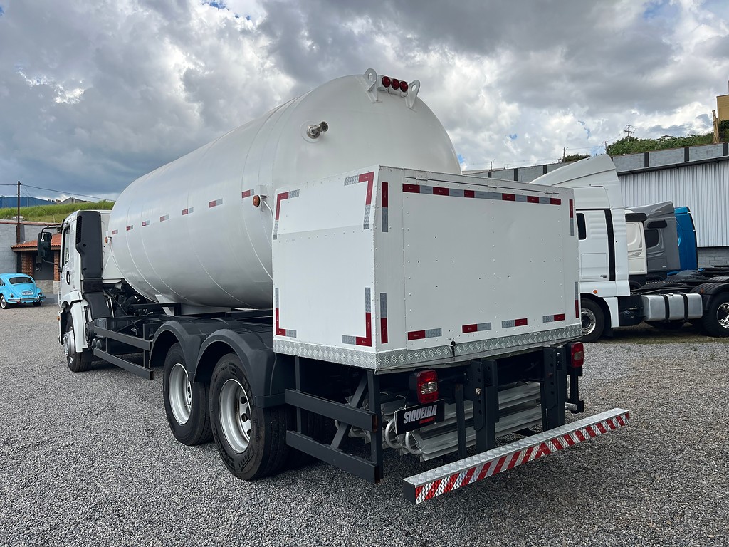 Caminhão VOLKSWAGEN VW 24280 Tanque&nbsp;Aço ANO 2022 de Siqueira Caminhões em São Paulo