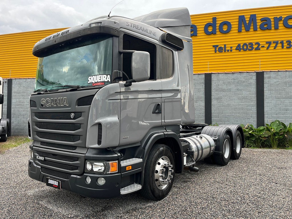 Caminhão SCANIA 380 Cavalo Mecânico ANO 2012 de Siqueira Caminhões em São Paulo