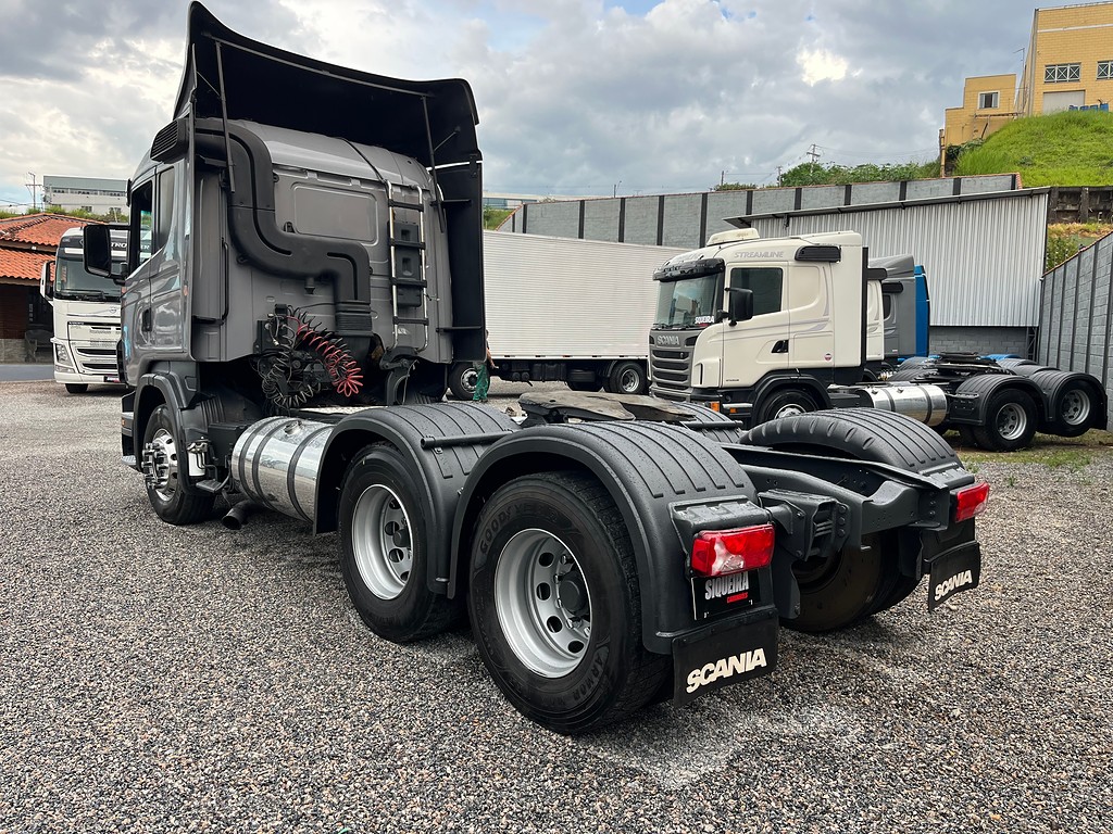 Caminhão SCANIA 380 Cavalo Mecânico ANO 2012 de Siqueira Caminhões em São Paulo