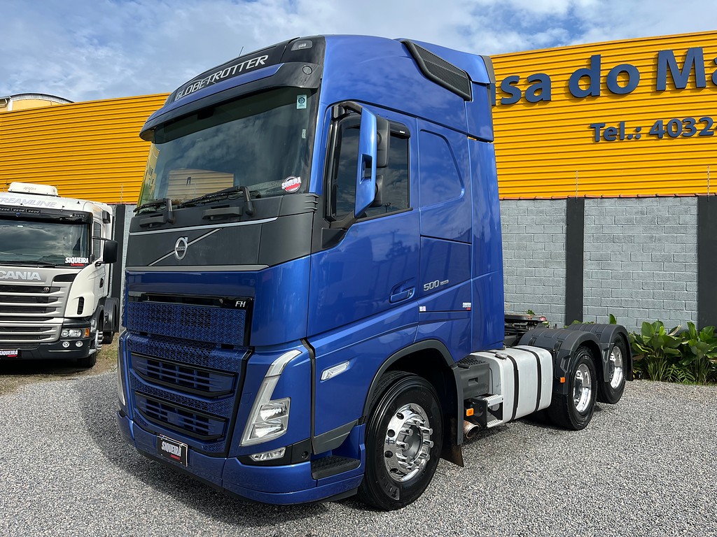 Caminhão VOLVO FH 500 Cavalo Mecânico ANO 2022 de Siqueira Caminhões em São Paulo