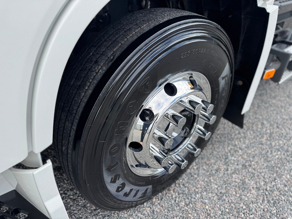 Caminhão VOLVO FH 540 Cavalo Mecânico ANO 2021 de Siqueira Caminhões em São Paulo