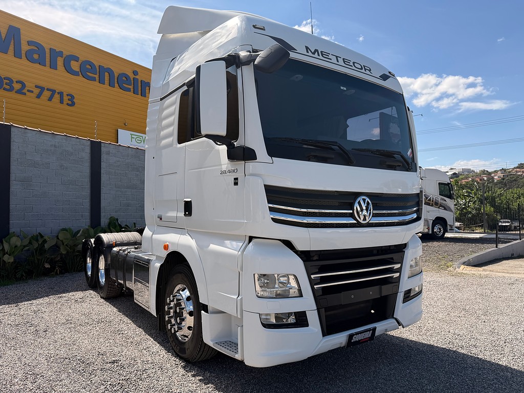 Caminhão VOLKSWAGEN METEOR 28480 Cavalo Mecânico ANO 2023 de Siqueira Caminhões em São Paulo