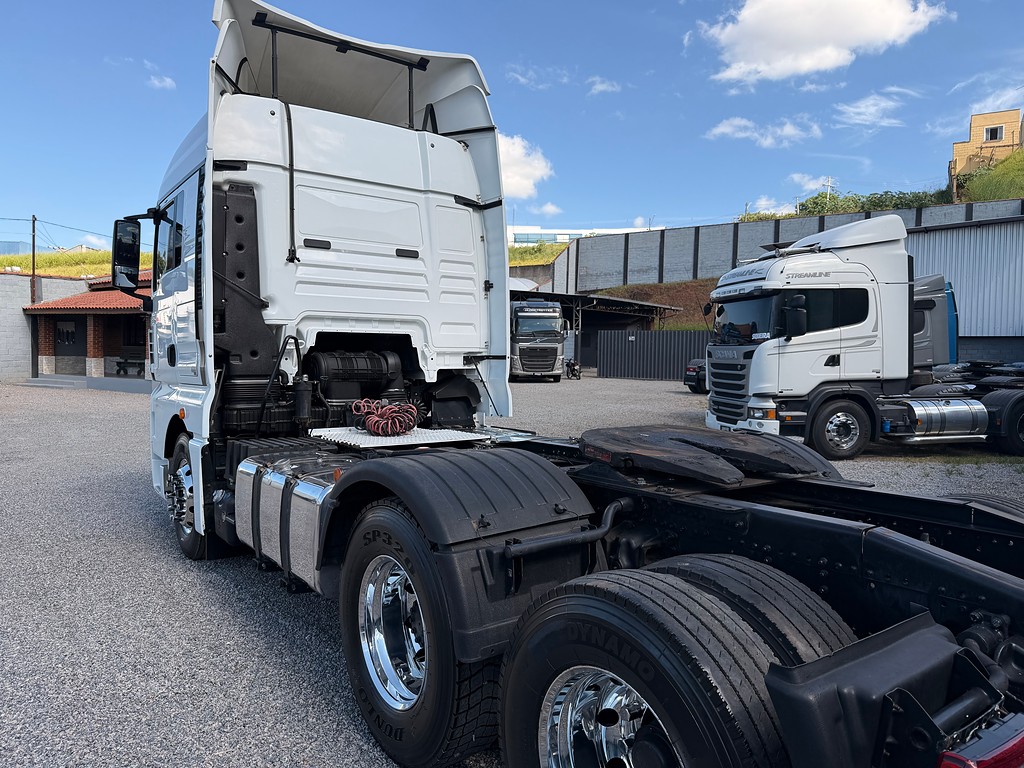 Caminhão VOLKSWAGEN METEOR 28480 Cavalo Mecânico ANO 2023 de Siqueira Caminhões em São Paulo