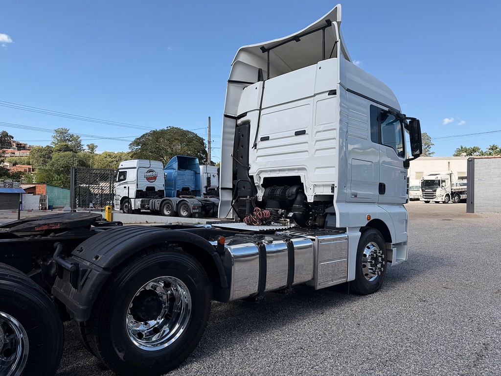 Caminhão VOLKSWAGEN METEOR 28480 Cavalo Mecânico ANO 2023 de Siqueira Caminhões em São Paulo