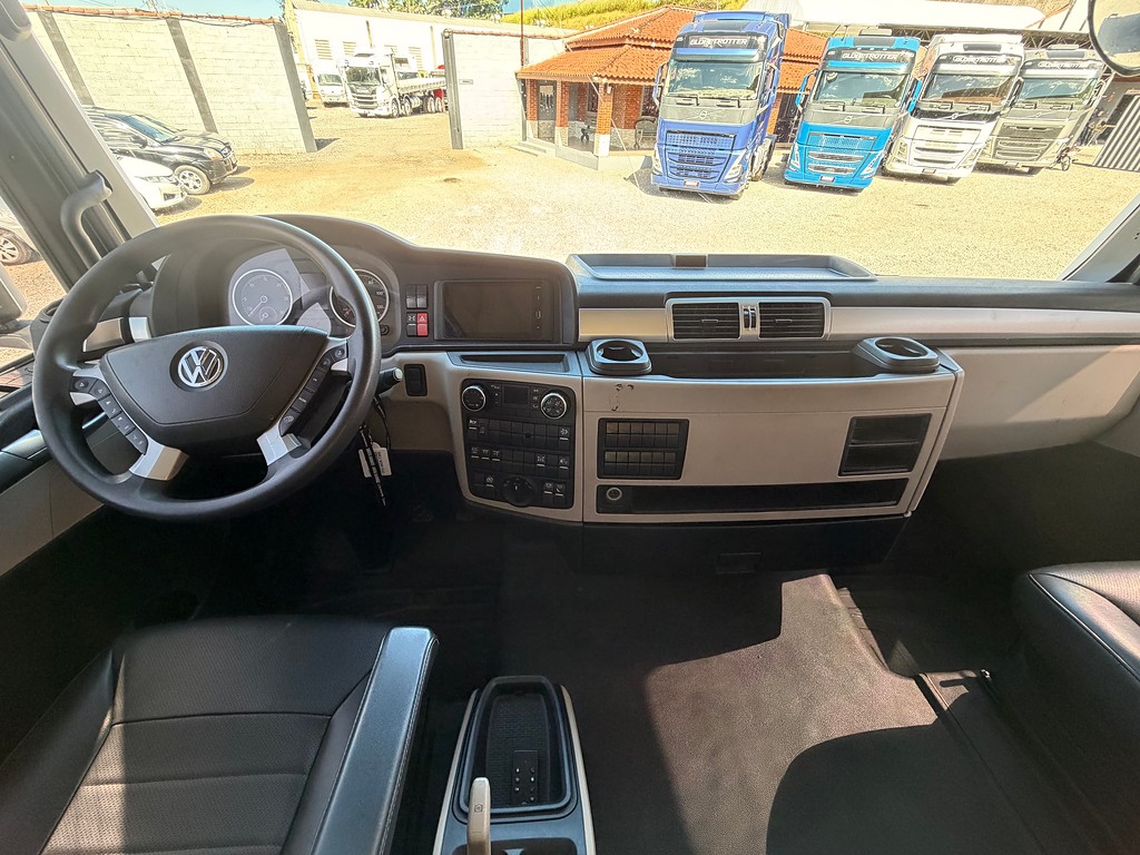 Caminhão VOLKSWAGEN METEOR 28480 Cavalo Mecânico ANO 2023 de Siqueira Caminhões em São Paulo