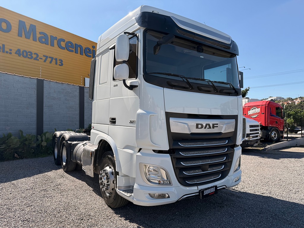 Caminhão DAF XF 530 Cavalo Mecânico ANO 2021 de Siqueira Caminhões em São Paulo
