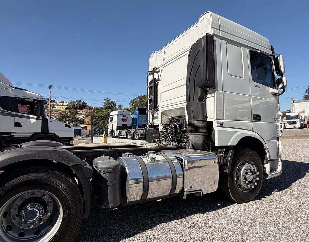 Caminhão DAF XF 530 Cavalo Mecânico ANO 2021 de Siqueira Caminhões em São Paulo