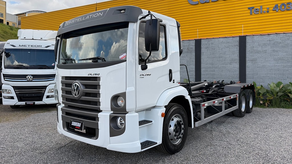 Caminhão VOLKSWAGEN VW 24280 Roll on off ANO 2023 de Siqueira Caminhões em São Paulo