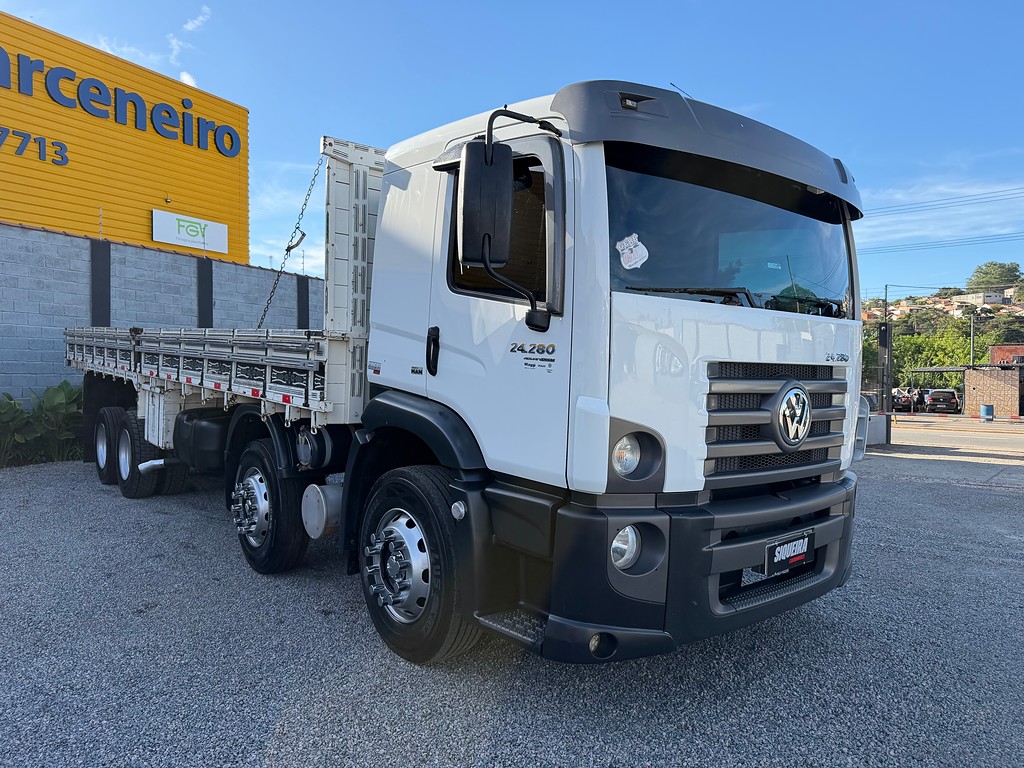 Caminhão VOLKSWAGEN VW 24280 Carga Seca ANO 2015 de Siqueira Caminhões em São Paulo