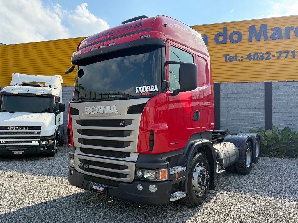 Caminhão SCANIA 440 Cavalo Mecânico ANO 2013 de Siqueira Caminhões em São Paulo