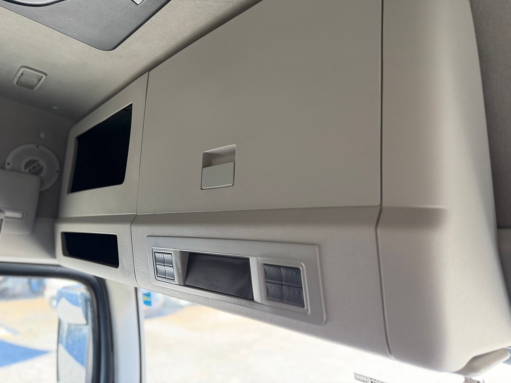Caminhão VOLKSWAGEN VW 24330 Roll on off ANO 2020 de Siqueira Caminhões em São Paulo