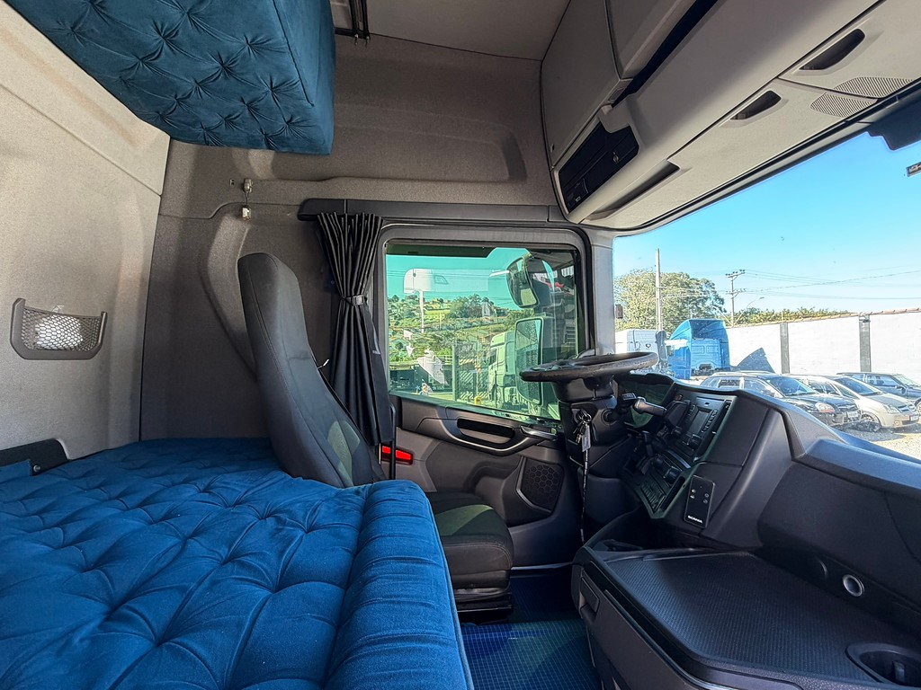 Caminhão SCANIA 450 Cavalo Mecânico ANO 2021 de Siqueira Caminhões em São Paulo
