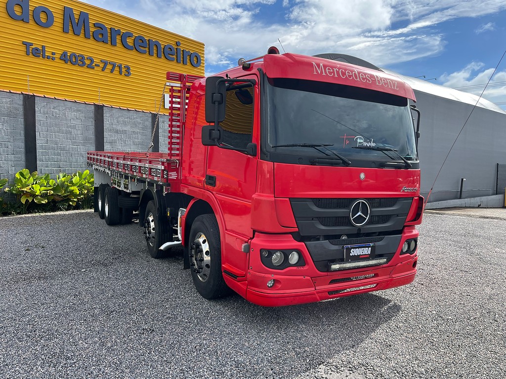 Caminhão MERCEDES BENZ MB 3026 Carga Seca ANO 2018 de Siqueira Caminhões em São Paulo