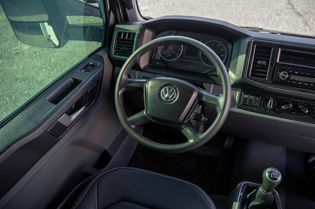 Caminhão VOLKSWAGEN VW 11180 Baú Furgão ANO 2023 de Siqueira Caminhões em São Paulo