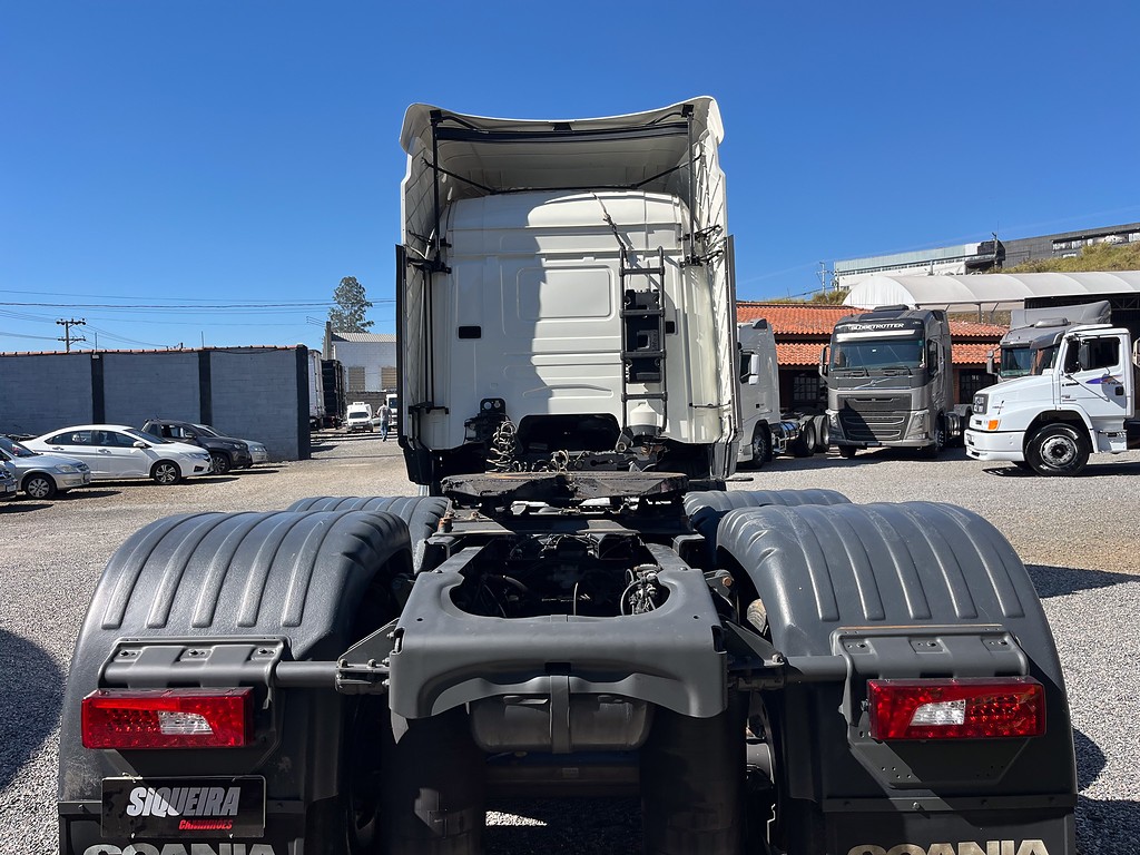 Caminhão SCANIA 440 Aves Vivas ANO 2017 de Siqueira Caminhões em São Paulo